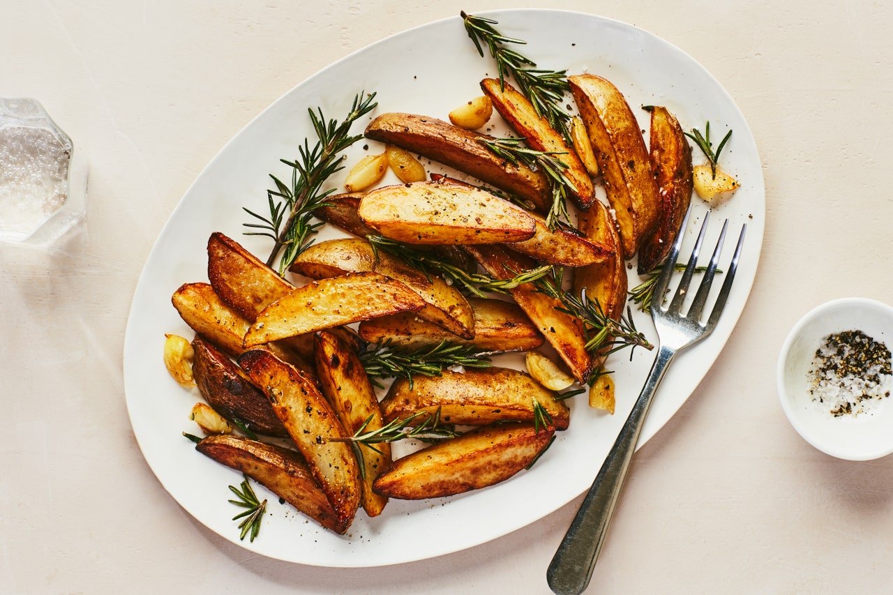 Read more about the article Rosemary potatoes